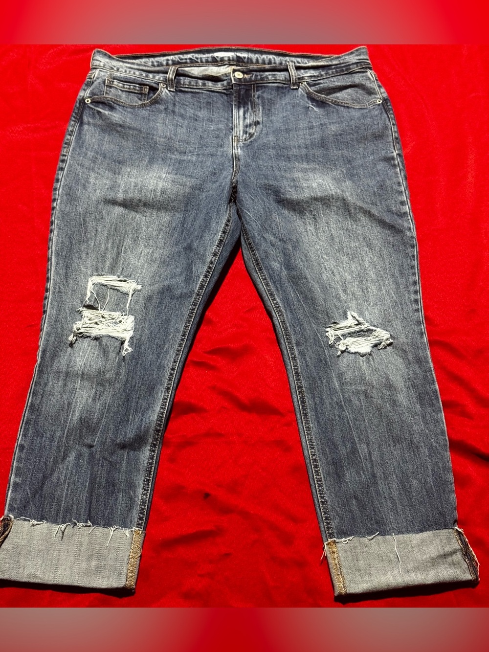 Old Navy Distressed Boyfriend Jeans in Medium Blue